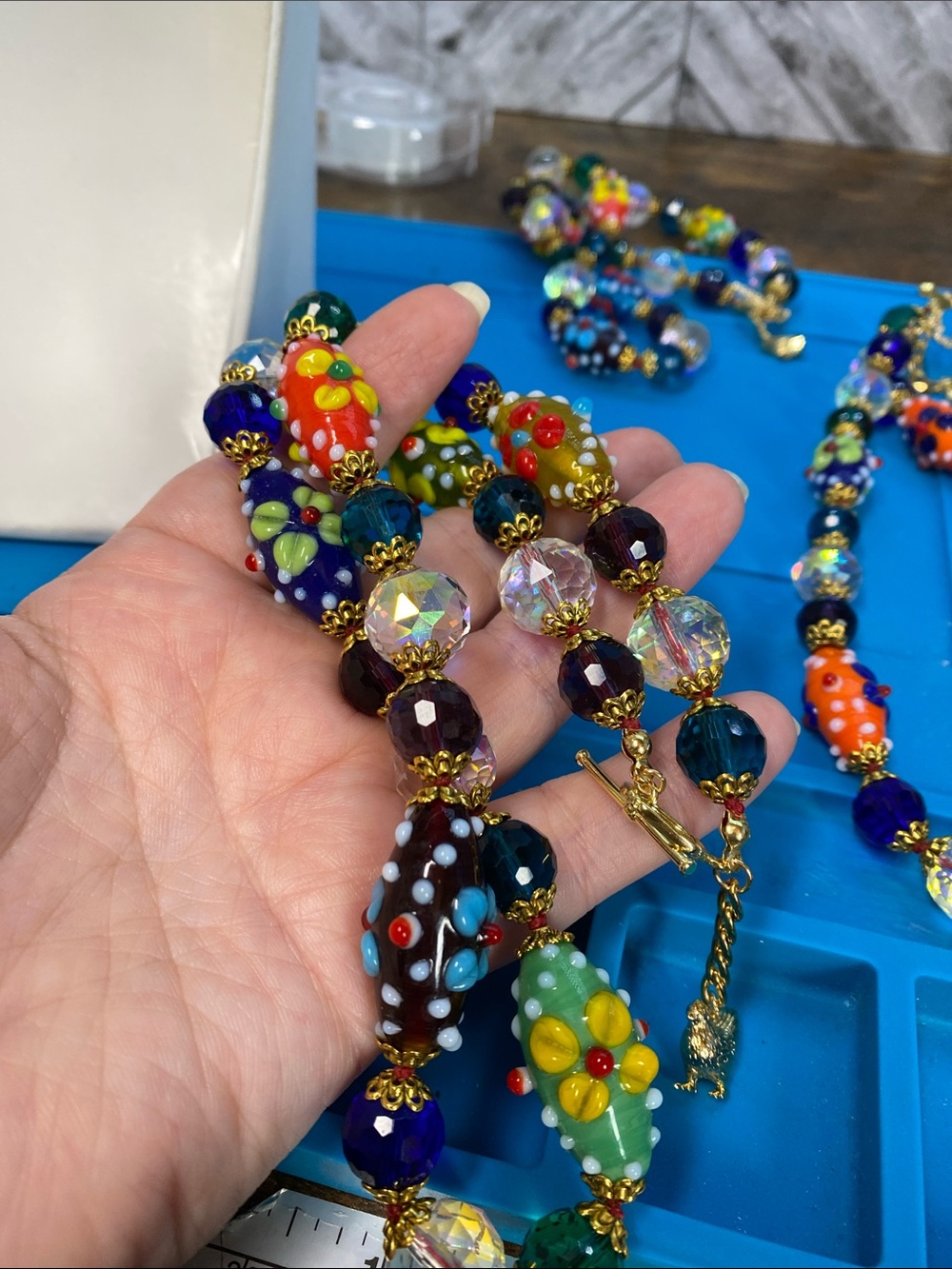 #1 FLASH  Hand-Knotted Aprilsplace Original Flower  Lampwork Glass Necklace - Picture 12 of 13